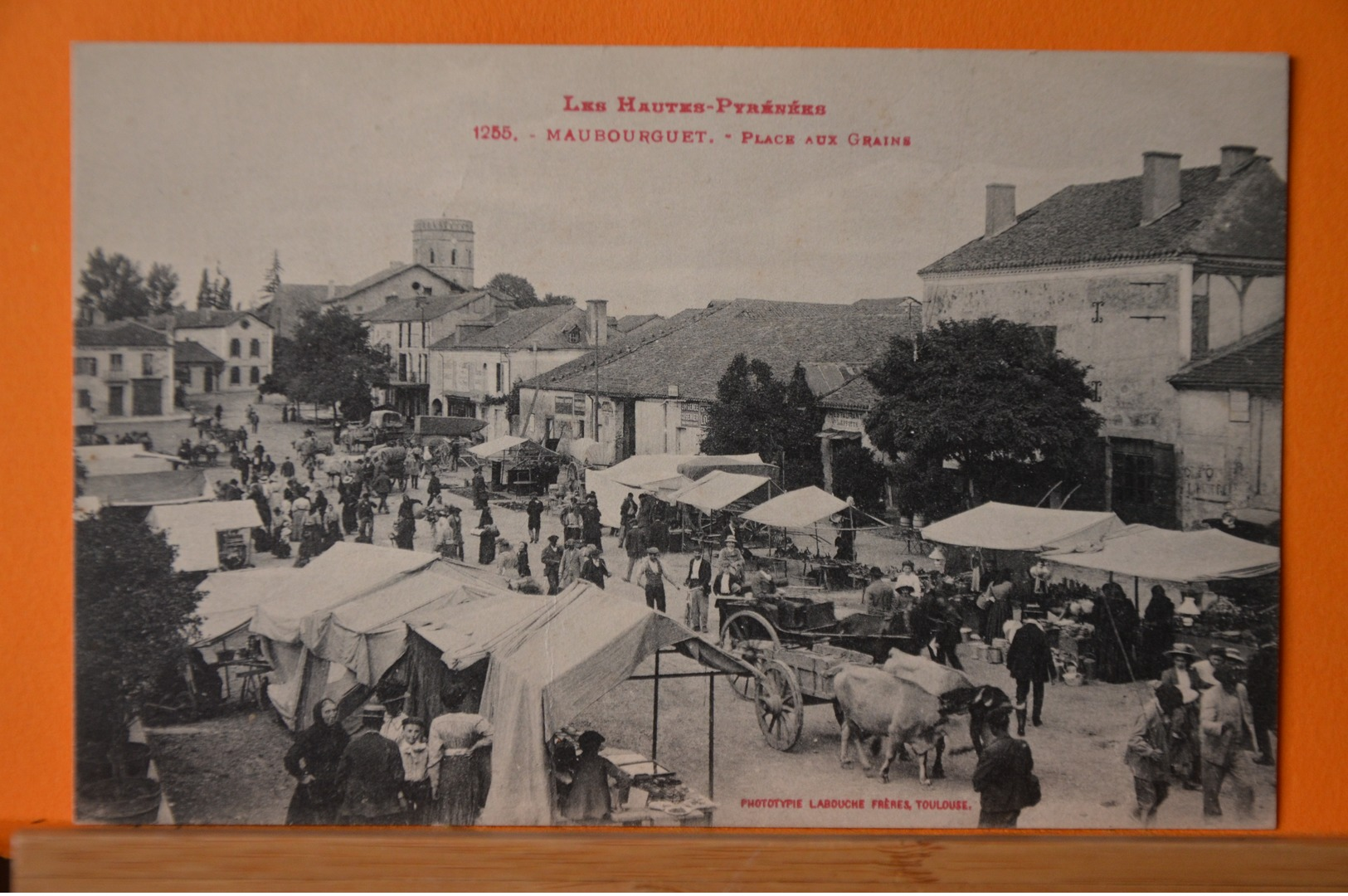 Maubourguet - Place Aux Grains - Maubourguet