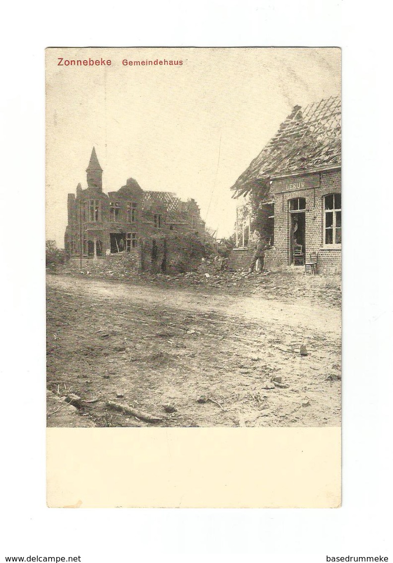 Zonnebeke   Gemeindehaus. - Zonnebeke