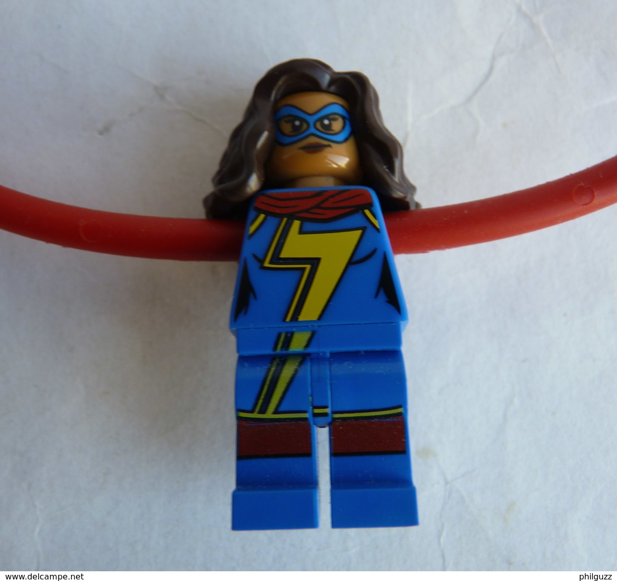 FIGURINE LEGO SUPER HEROS - MISS MARVEL  - MINI FIGURE 2017 Légo - Figurines