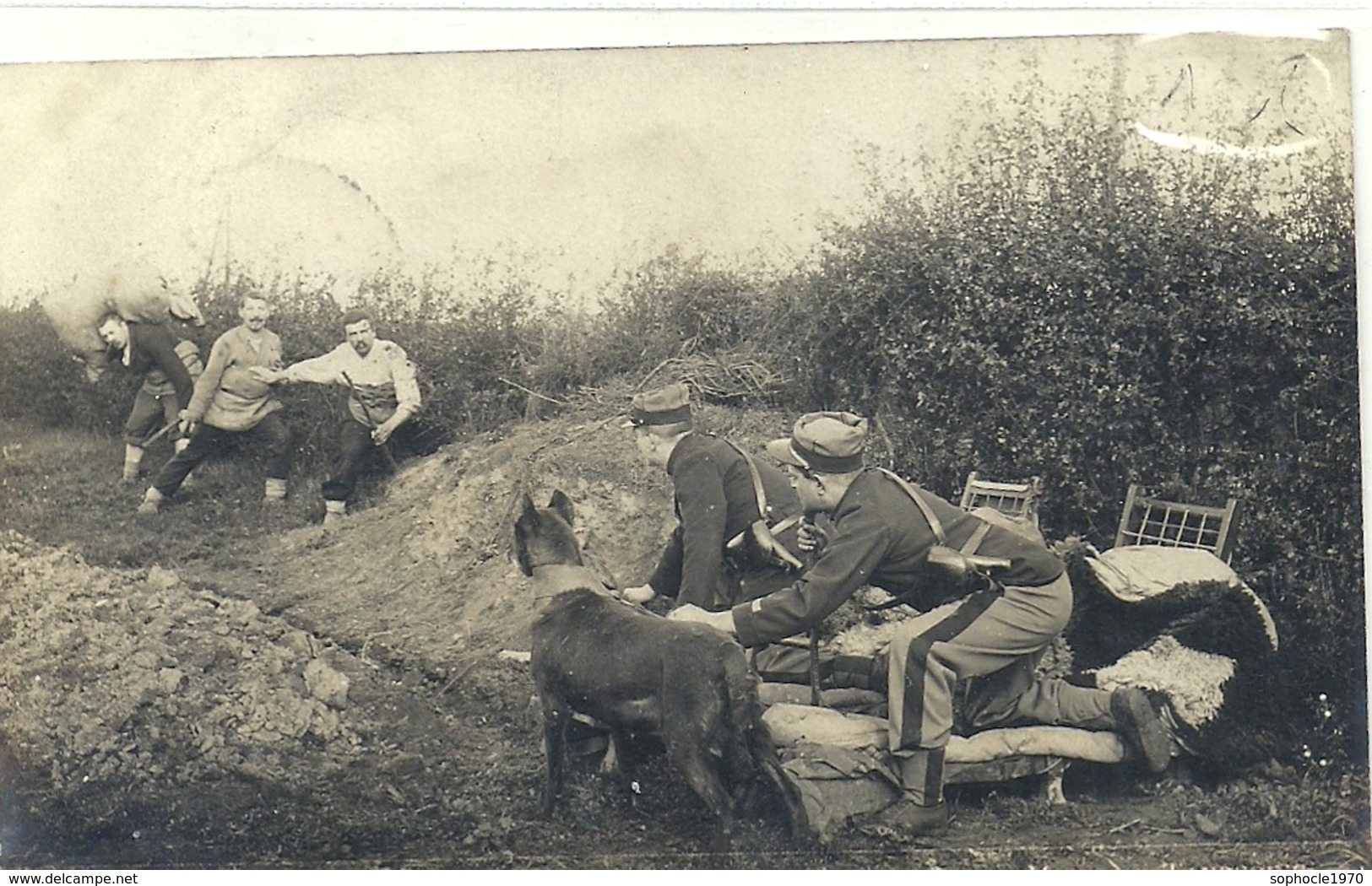 2020 - DOUANE - NORD -59 - TOURCOING - A La Frontière - A L'ambucade (sic)- Carte Photo Moderne Tourcoing - Dogana