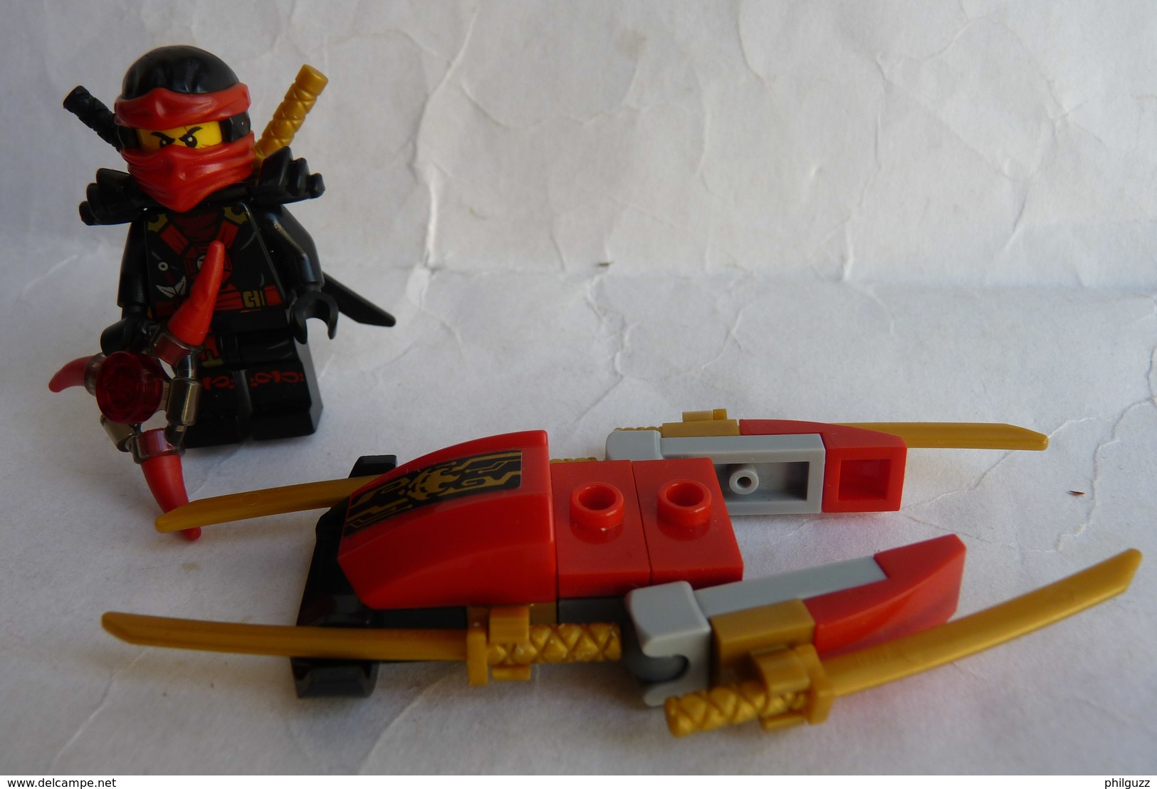 FIGURINE LEGO NINJAGO -   KAY 2015 + APPAREIL - Mini Figure 2015 Légo - Figurines