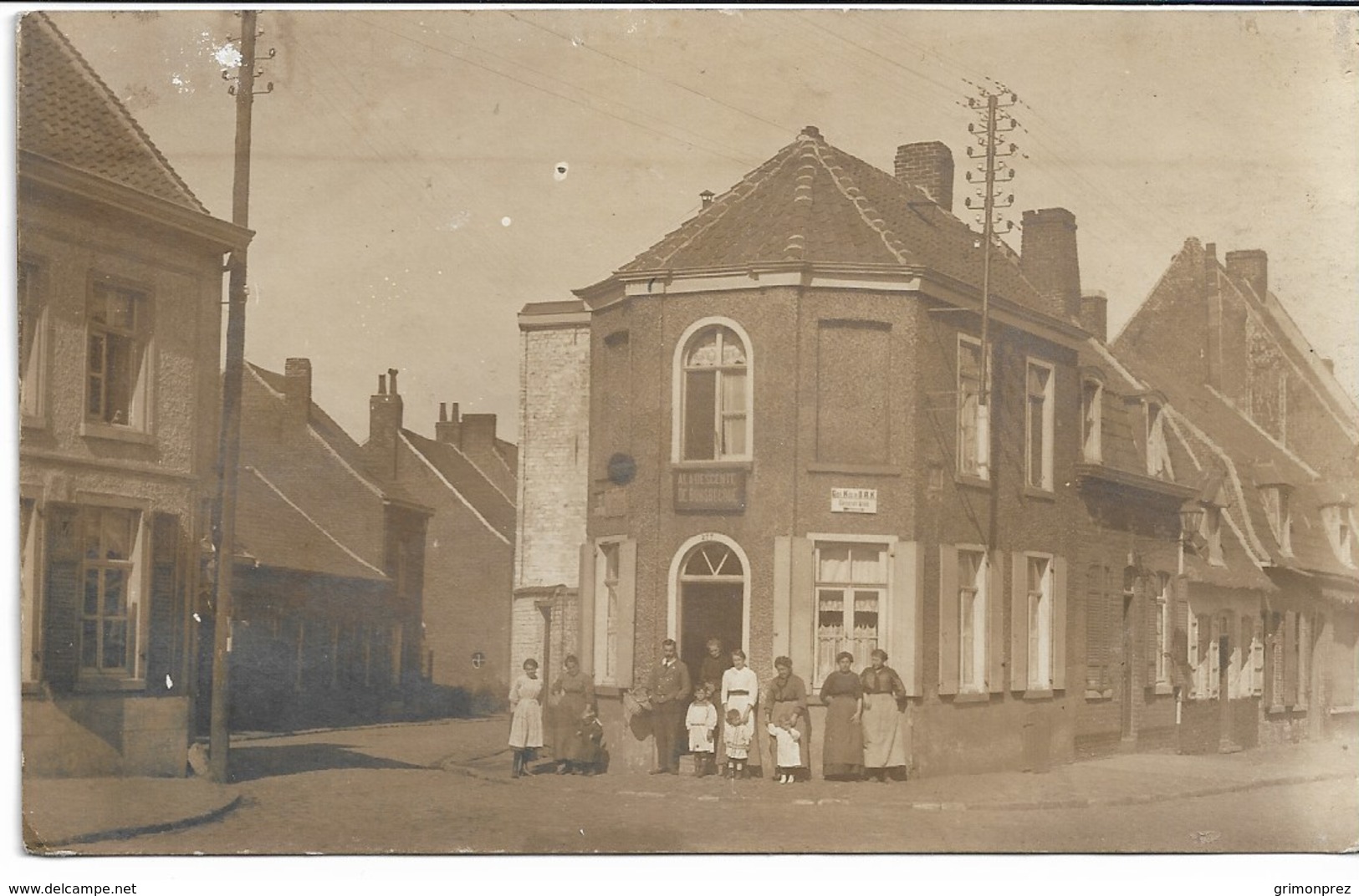 CARTE-PHOTO NORD 59 WW1 RONCQ Estaminet " A La Descente De Bousbecque " Carrefour Rue De Lille Et Rue De Bousbecque - Autres & Non Classés