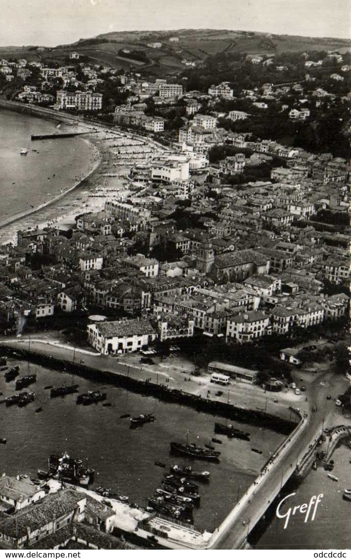 Cpsm Petit Format SAINT JEAN DE LUZ  Vue Aérienne Le Port LaVille Et La Plage  Pilote Et Operateur R Henrard - Saint Jean De Luz