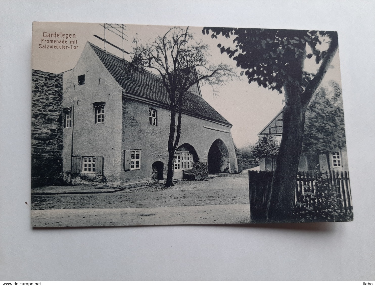 Gardelegen Promenade Mit Salzwedeler-tor Allemagne - Gardelegen