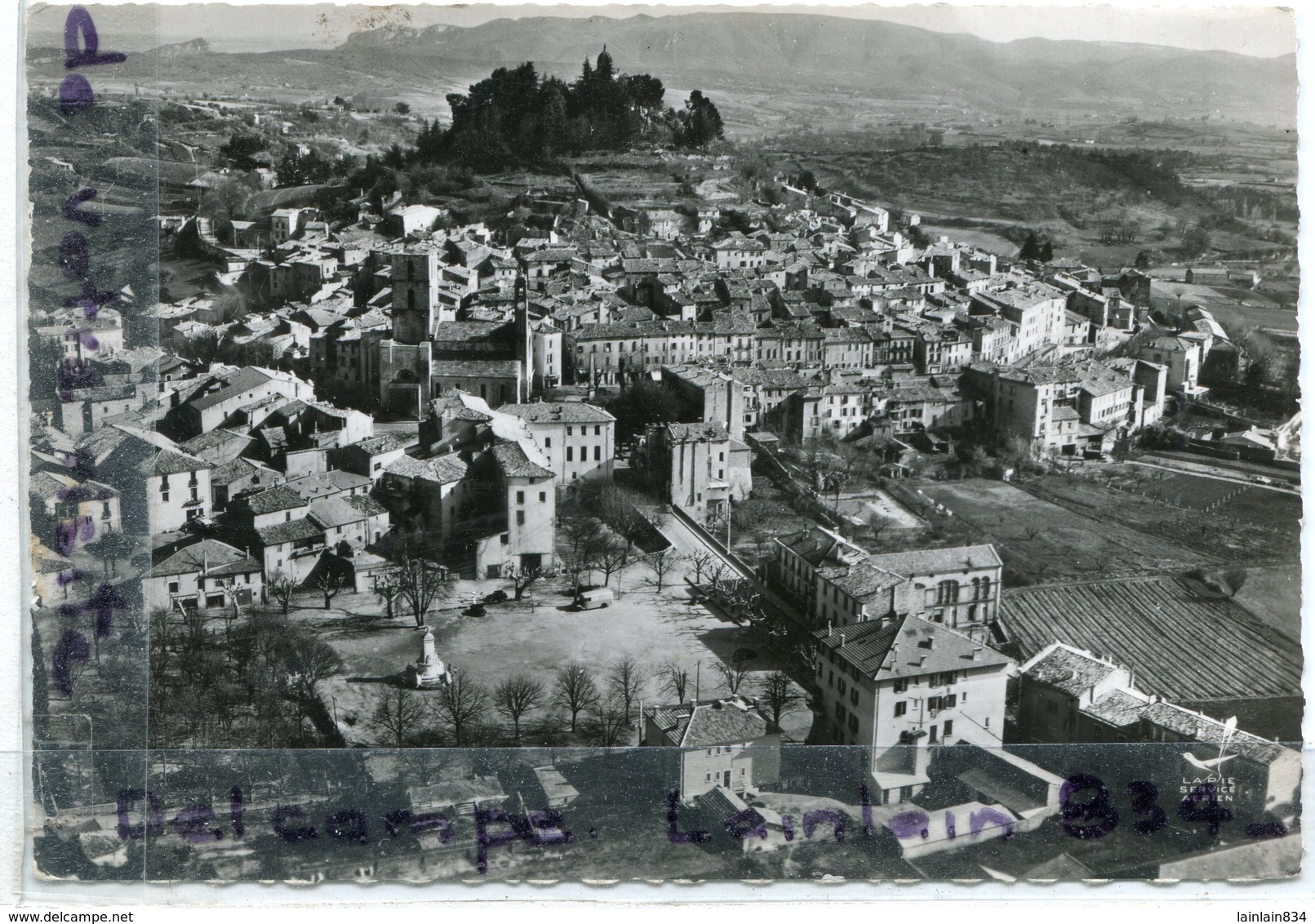 - 5 -  FORCALQUIER ( Basses- Alpes ), En Avion, Vue D'ensemble, Grand Format, Glacée, édit LAPIE, BE, Scans. - Forcalquier