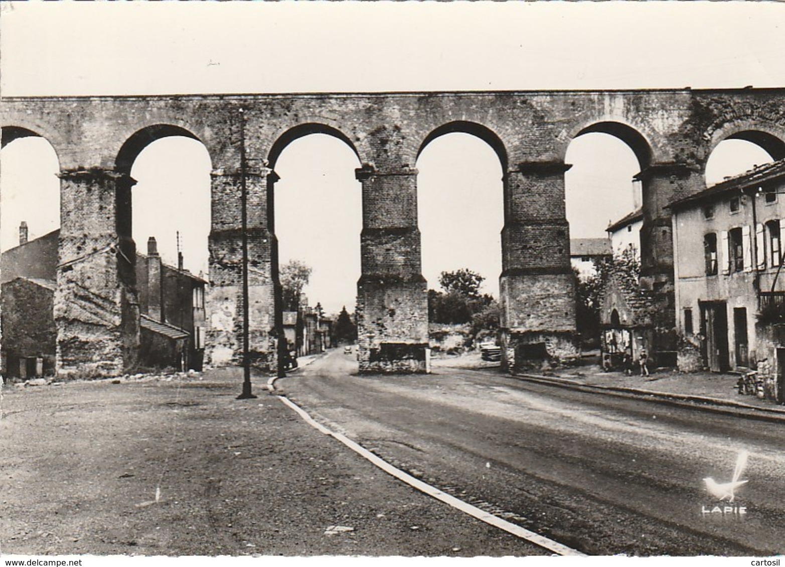 57 JOUY AUX ARCHES - Otros & Sin Clasificación