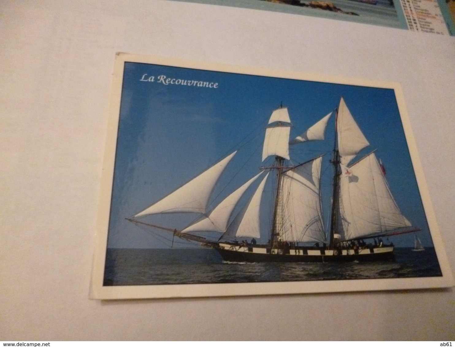 Tres Beau Voilier " La Recouvrance " - Sailing Vessels