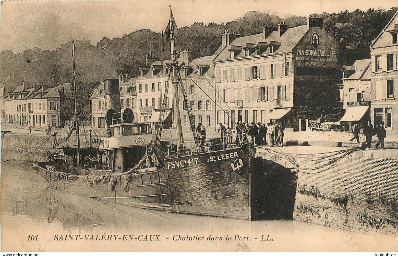 SAINT VALERY EN CAUX CHALUTIER DANS LE PORT LE SAINT LEGER EXCELLENT ETAT - Saint Valery En Caux