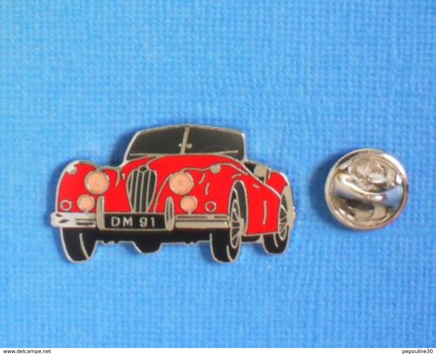 1 PIN'S //  ** JAGUAR-XK-140-SE-ROADSTER 1955 ** . (Démons & Merveilles) - Jaguar