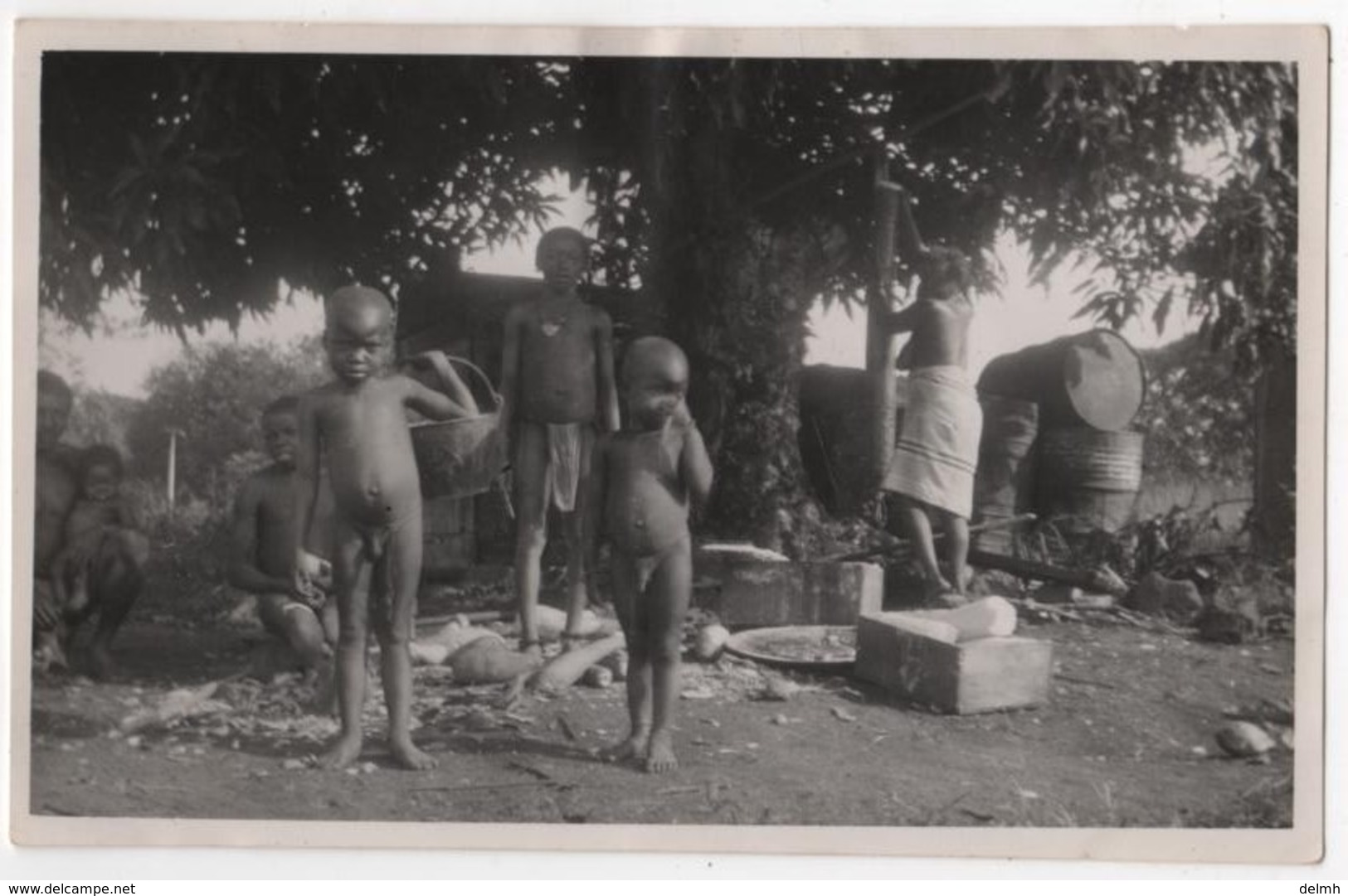 Photo Originale Années 30 GUYANE Maroni Apatou Village Famille Femme Enfants Garçon Nu Nude - Altri & Non Classificati