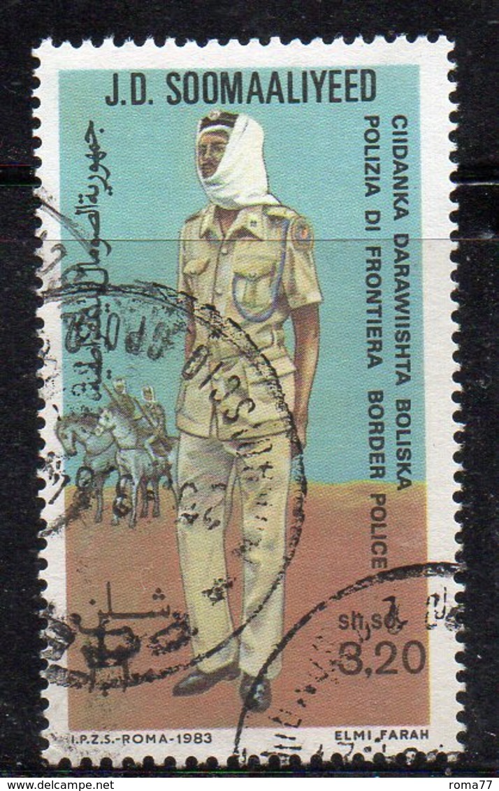 XP3286 - SOMALIA 1983 , Uniformi Militari Usata (2380A) Polizia Frontiera - Somalia (1960-...)