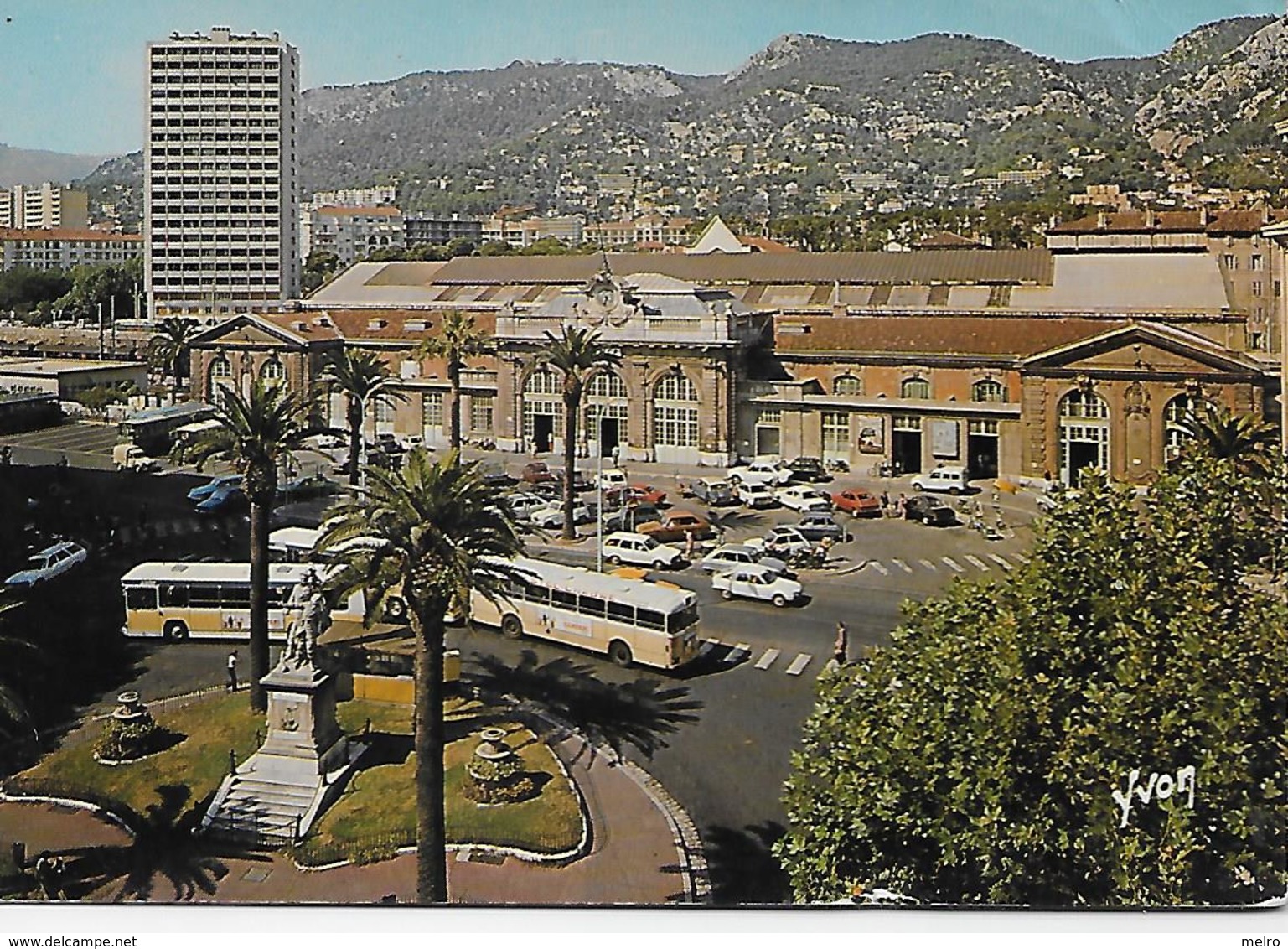 CPM - 83 TOULON - Place De L'Europe, La Gare. - Toulon