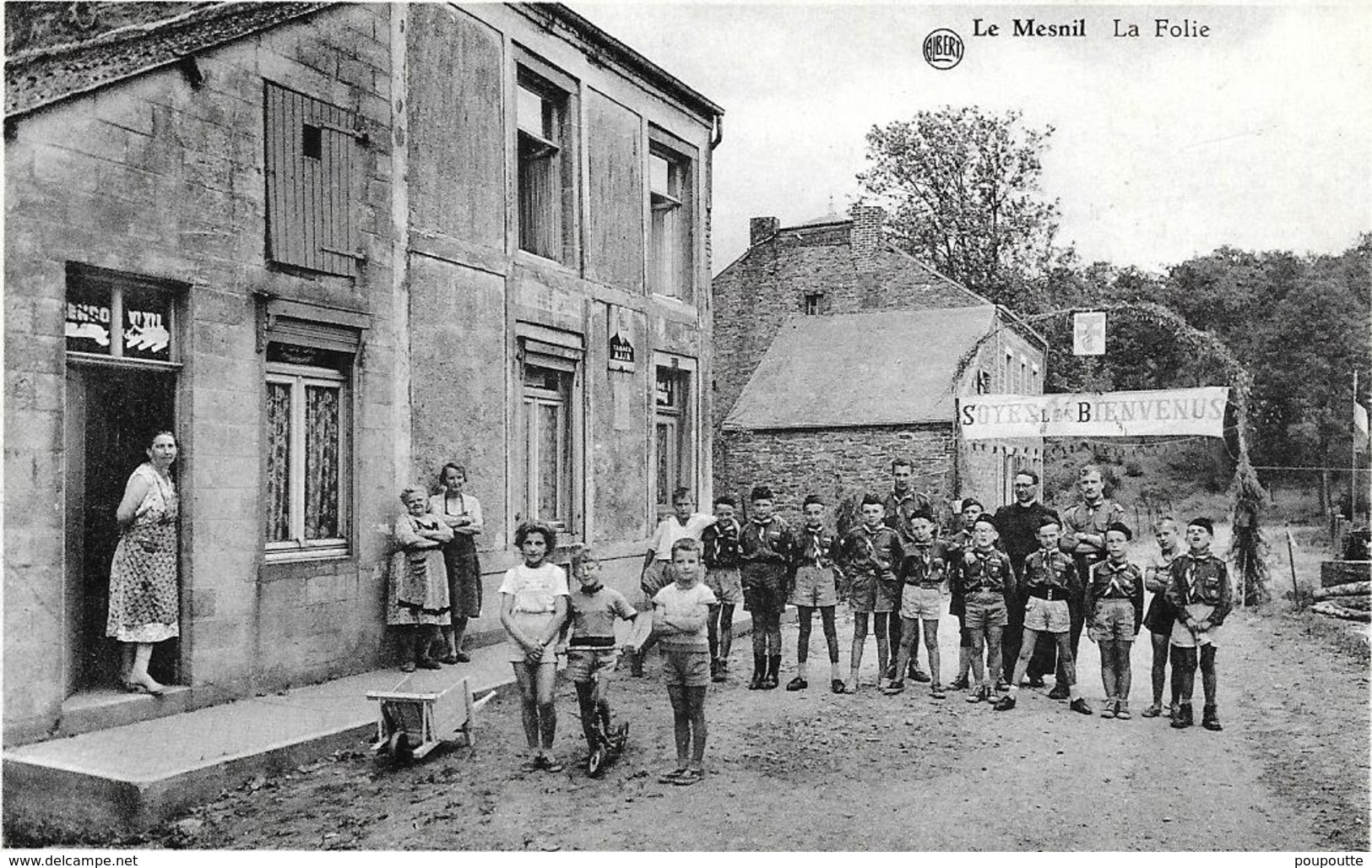 LE MESNIL. La Folie. Camp Scout. - Viroinval