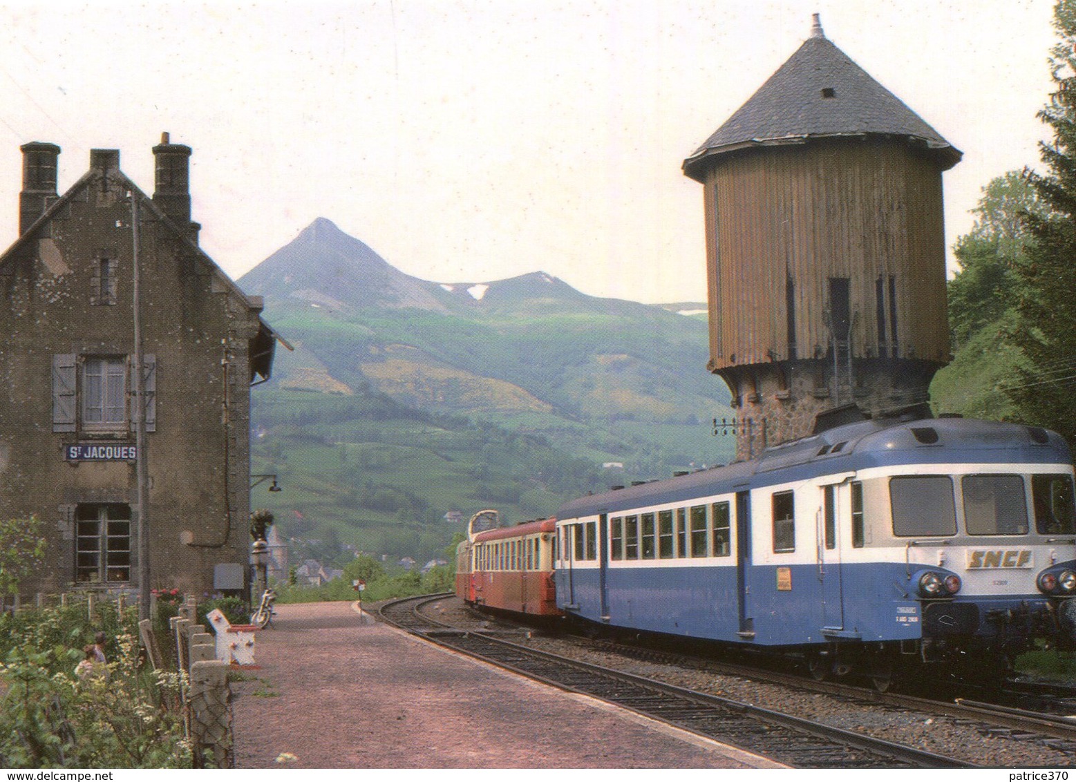 SAINT JACQUES DES BLATS Ligne Arvant Aurillac Train Automoteur Autorail X 2909 Remorque Et Picasso X 3800 En 1978 - Sonstige & Ohne Zuordnung