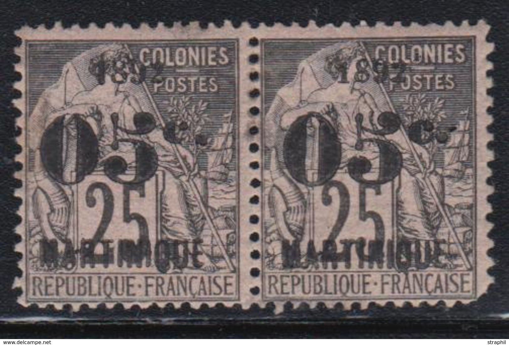 **/* MARTINIQUE - **/* - N°29 - Paire - 1ex. Déft. Sinon TB - Other & Unclassified