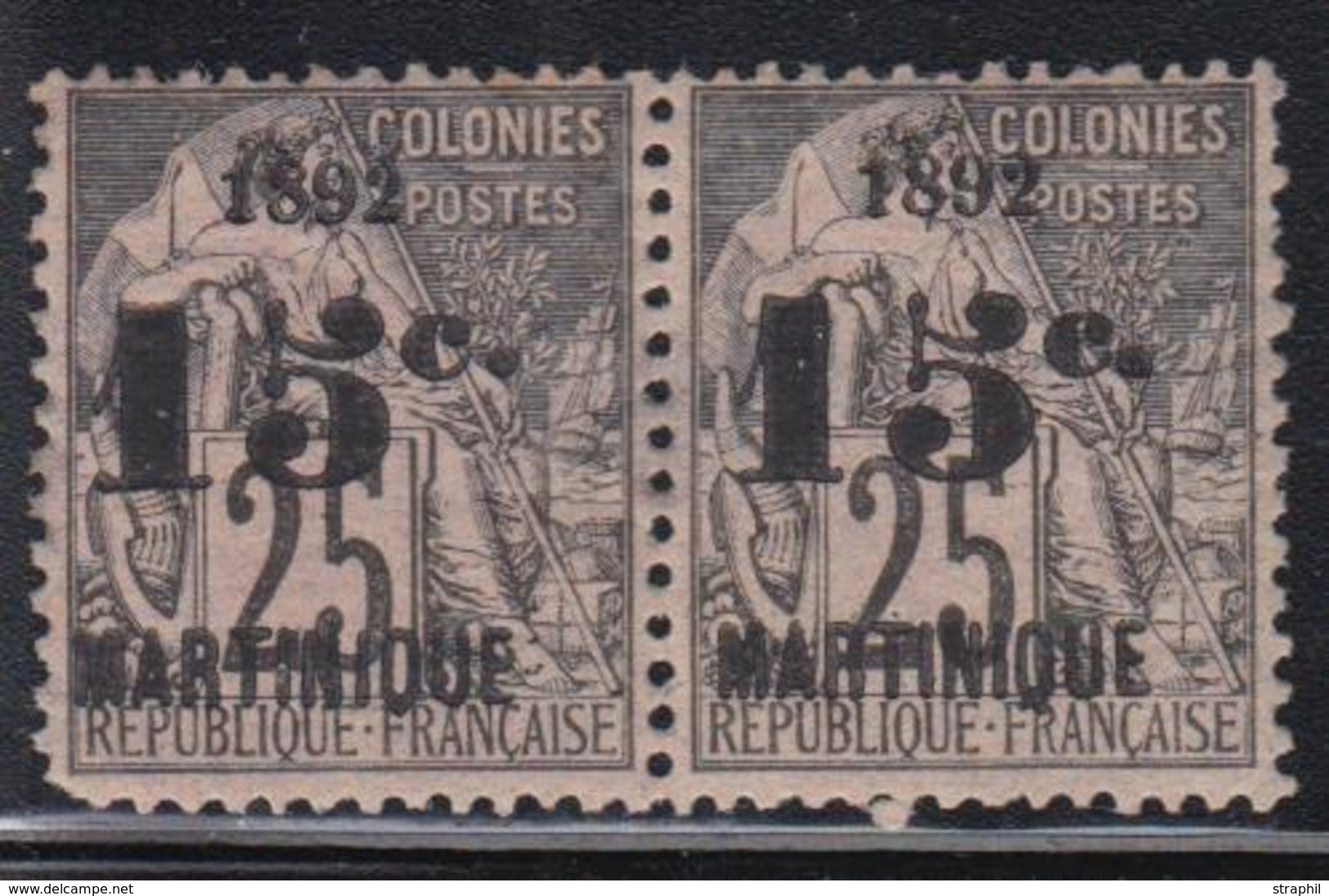 ** MARTINIQUE - ** - N°30 - 15 S/25c - Paire - 1 Ex. Qques Rousseurs Sinon TB - Other & Unclassified