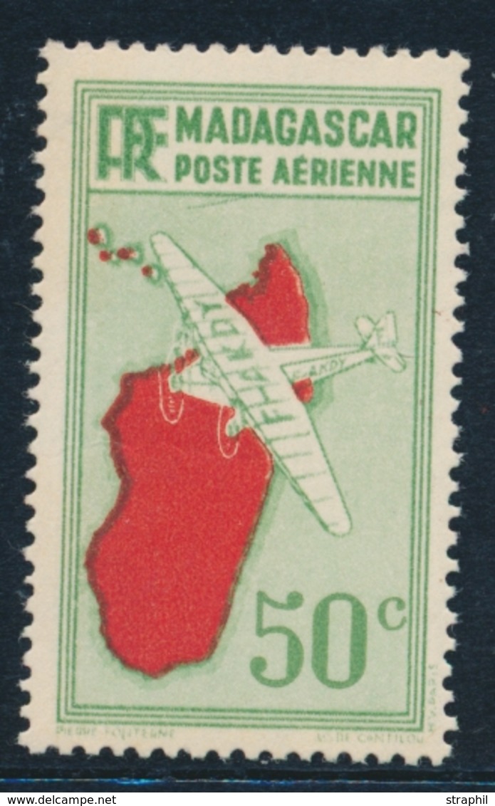 ** MADAGASCAR - POSTE AERIENNE  - ** - N°1 - Variété Trait Sous POSTE - TB - Autres & Non Classés