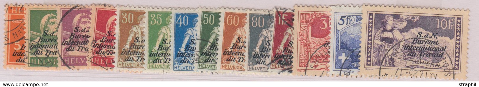 O SUISSE - TIMBRES DE SERVICE - O - N°32/45 - 14 Val - TB - Officials