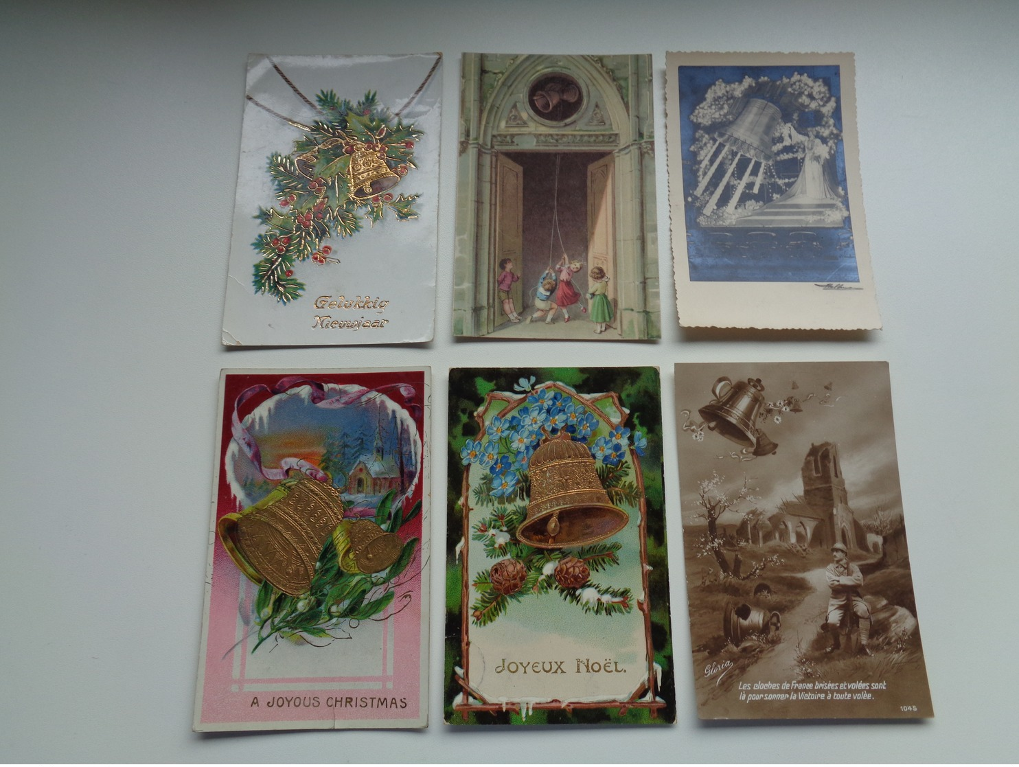 Beau Lot De 60 Cartes Postales De Fantaisie  Cloches  Cloche    Mooi Lot Van 60 Postkaarten Fantasie  Klokken  Klok - 5 - 99 Postkaarten