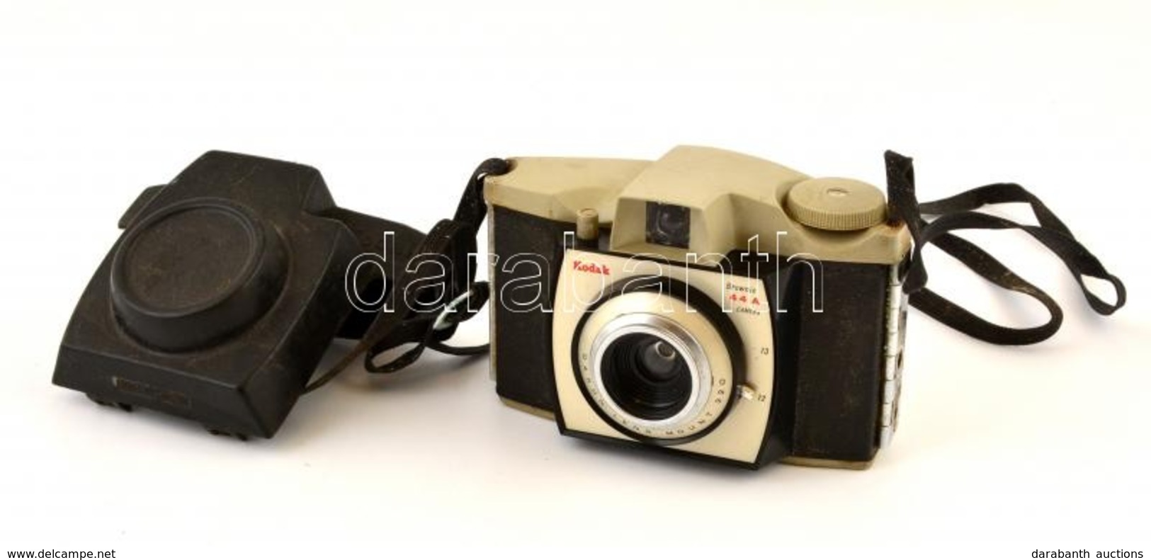 Kodak Eastman Brownie 44B Fényképezőgép, Működőképes, Kissé Viseltes / Vintage Kodak Film Camera, In Working, Slightly W - Fotoapparate