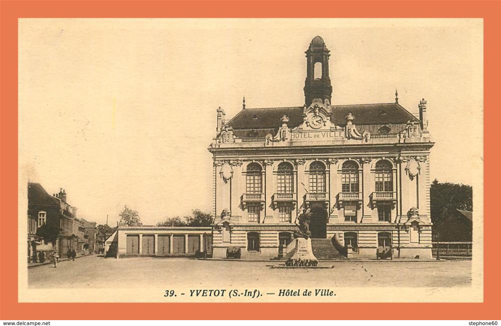 A721 / 033 76 - YVETOT Hôtel De Ville - Yvetot