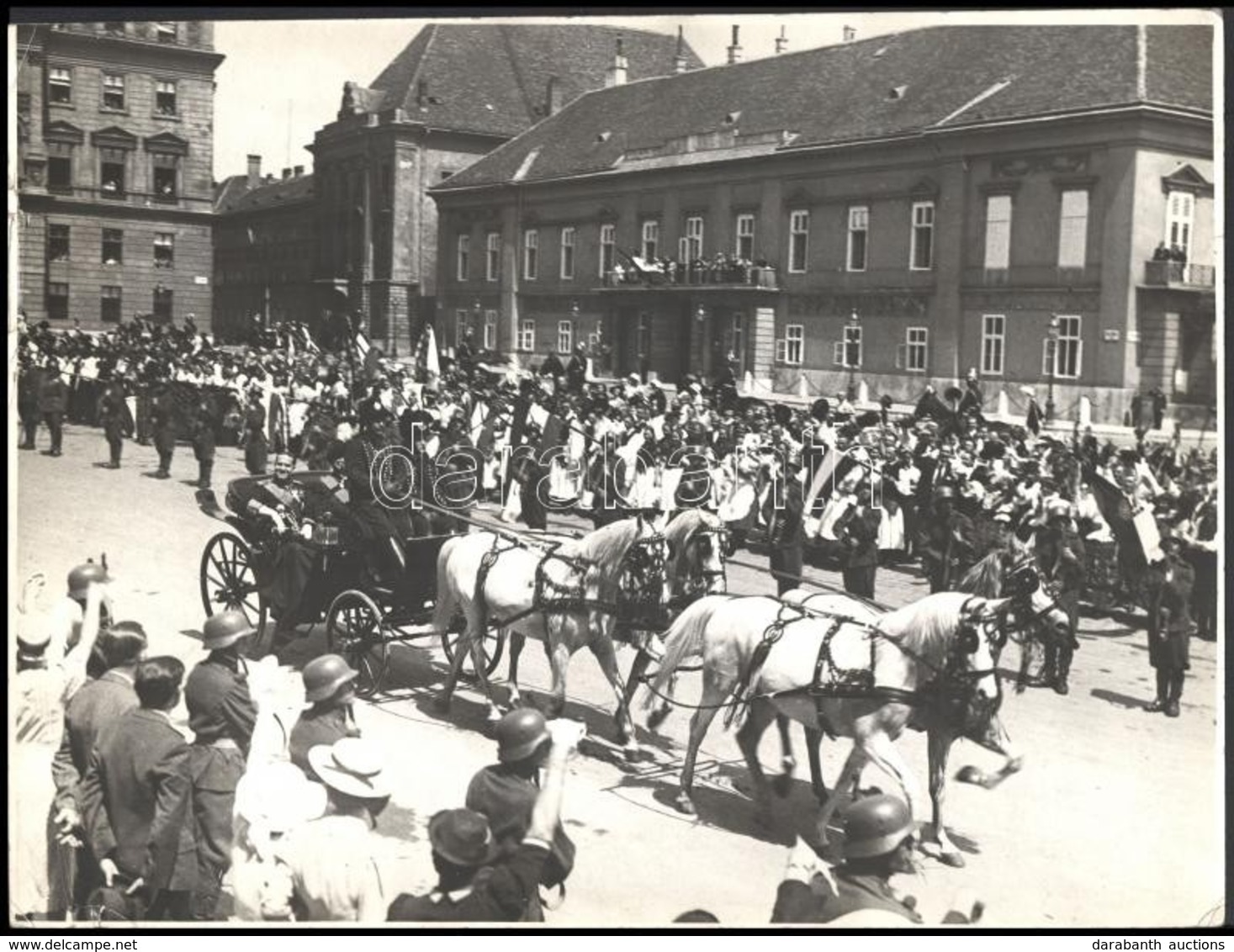 1937 Schäffer Gyula (1902-1939): Budapest, Szent György Tér, III. Viktor Emánuel (1869-1947) Olasz Király Kíséretének Ta - Sonstige & Ohne Zuordnung