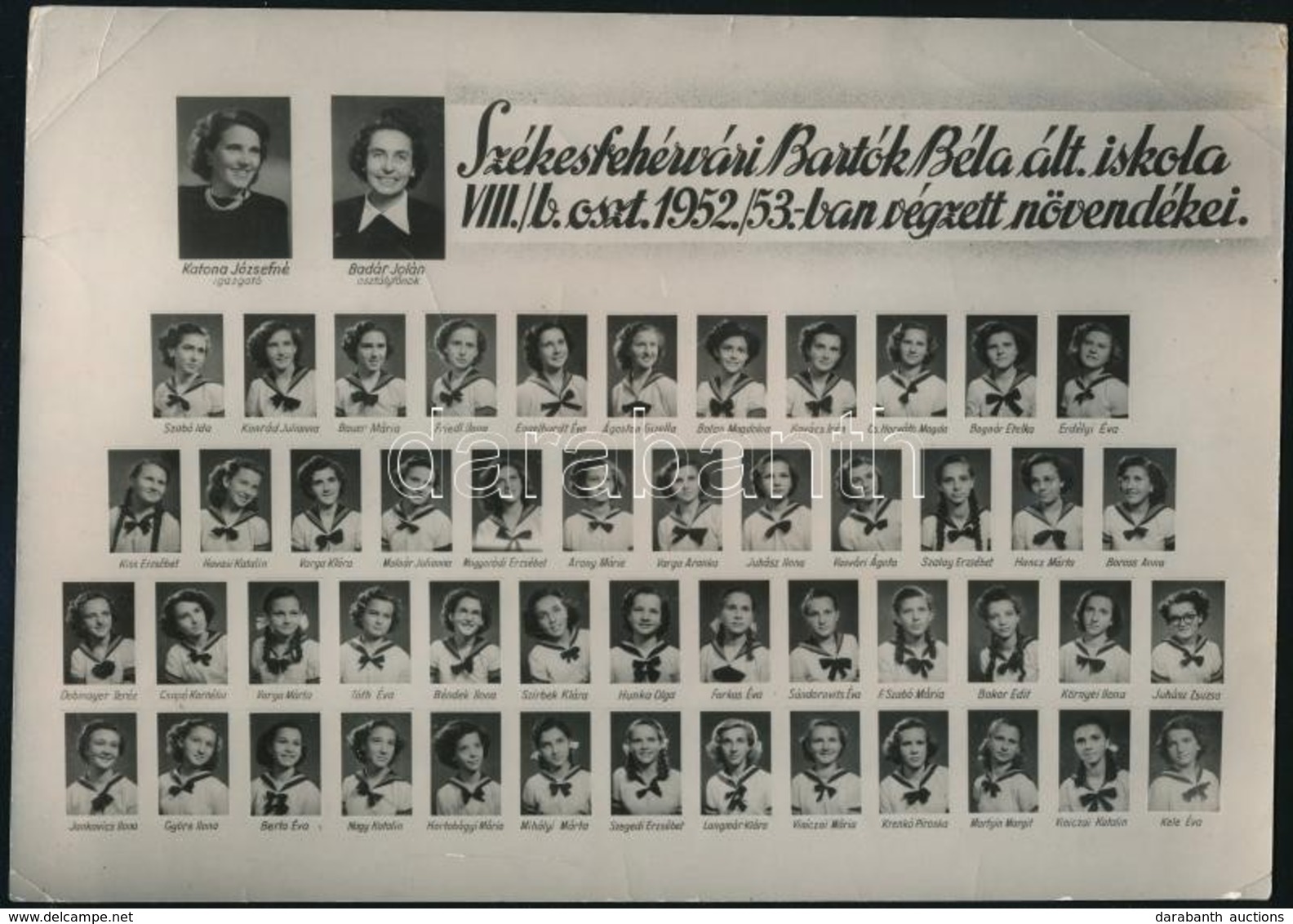 1953 Székesfehérvár, A Bartók Béla Ált. Iskola Végzett Növendékei, Kistabló Nevesített Portrékkal, Felületén Törés Nyomo - Other & Unclassified