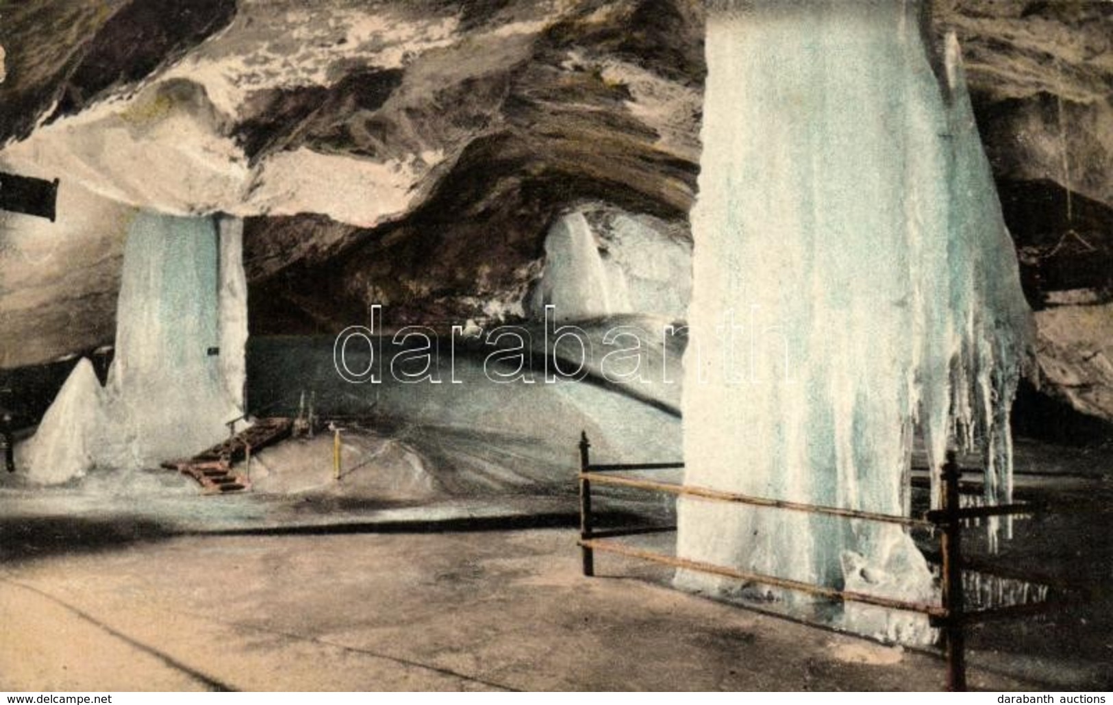 T2 Dobsina, Jégbarlang, Gotikus Oltár és Kút A Nagyteremben / Ice Cave, Interior - Other & Unclassified