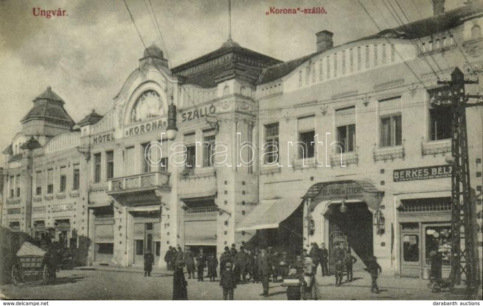 T2 1913 Ungvár, Uzshorod, Uzhhorod, Uzhorod; Hotel Korona Szálloda és étterem, Bejárat Az étterembe, Horvát Mór, Berkes  - Ohne Zuordnung