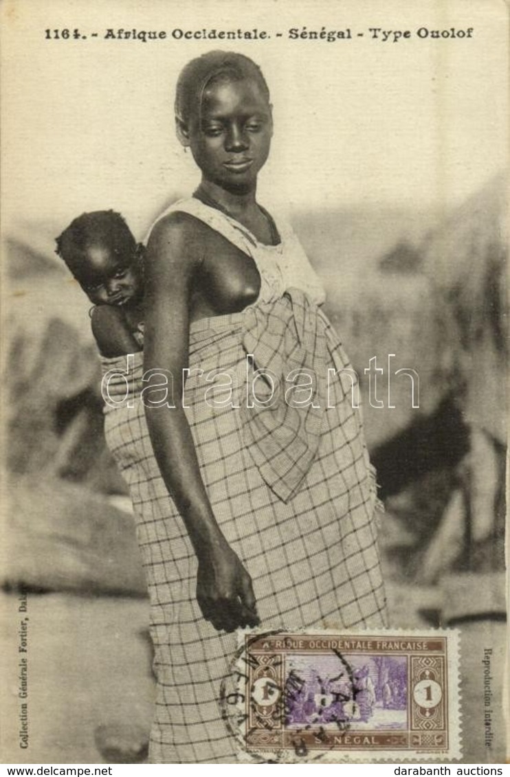 * T1/T2 Afrique Occidentale, Sénégal, Type Ouolof / Wolof Woman With Her Child, Senegalese Folklore - Unclassified