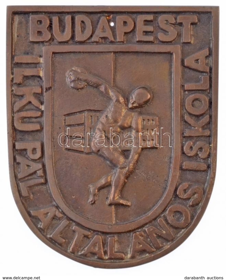 ~1970-1980. 'Ilku Pál Általános Iskola Budapest' Br Emlékplakett (89x110mm) T:2 - Unclassified