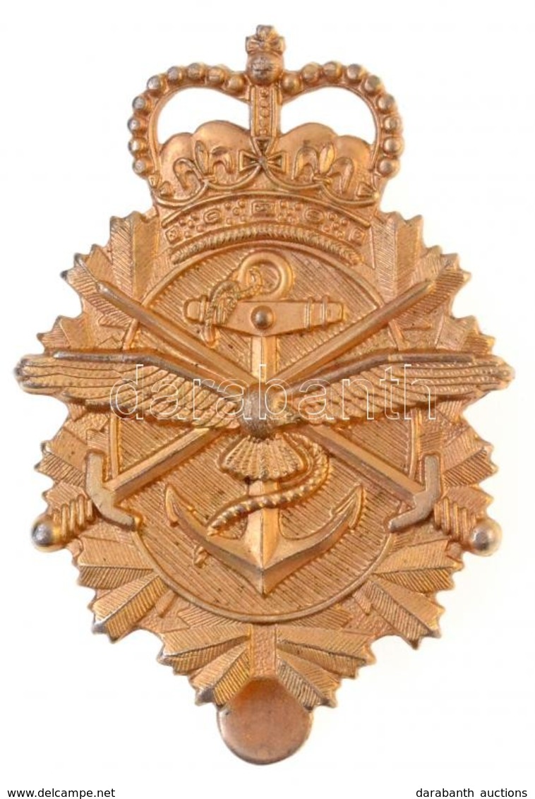 Nagy-Britannia DN Leuchars állomás Fém Jelvénye (33x45mm) T:1-
Great Britain ND Leuchars Station Metal Badge (33x45mm) C - Other & Unclassified