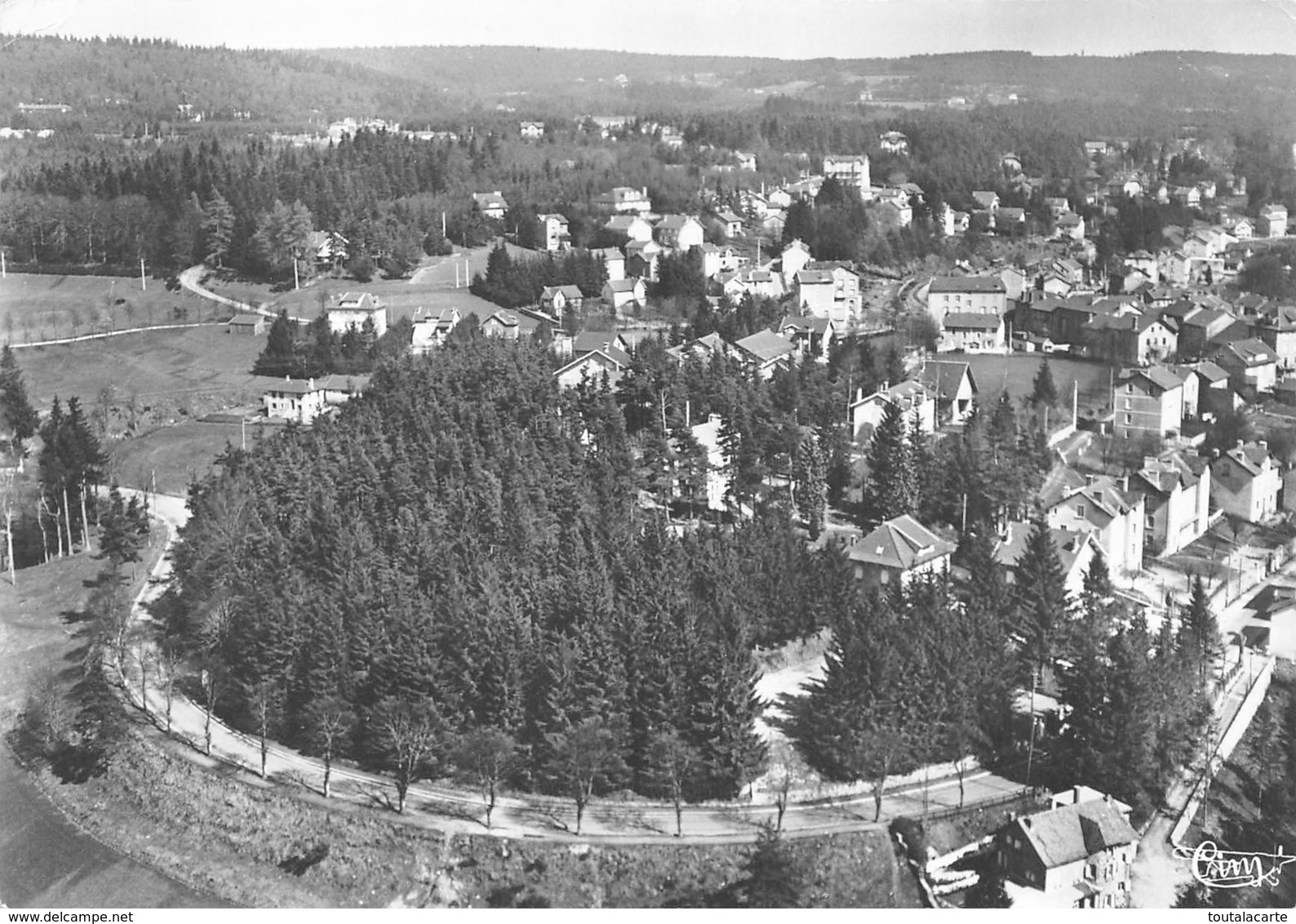 CPSM 43  LE CHAMBON SUR LIGNON VUE PANORAMIQUE AERIENNE Grand Format  15 X 10,5 Cm - Le Chambon-sur-Lignon