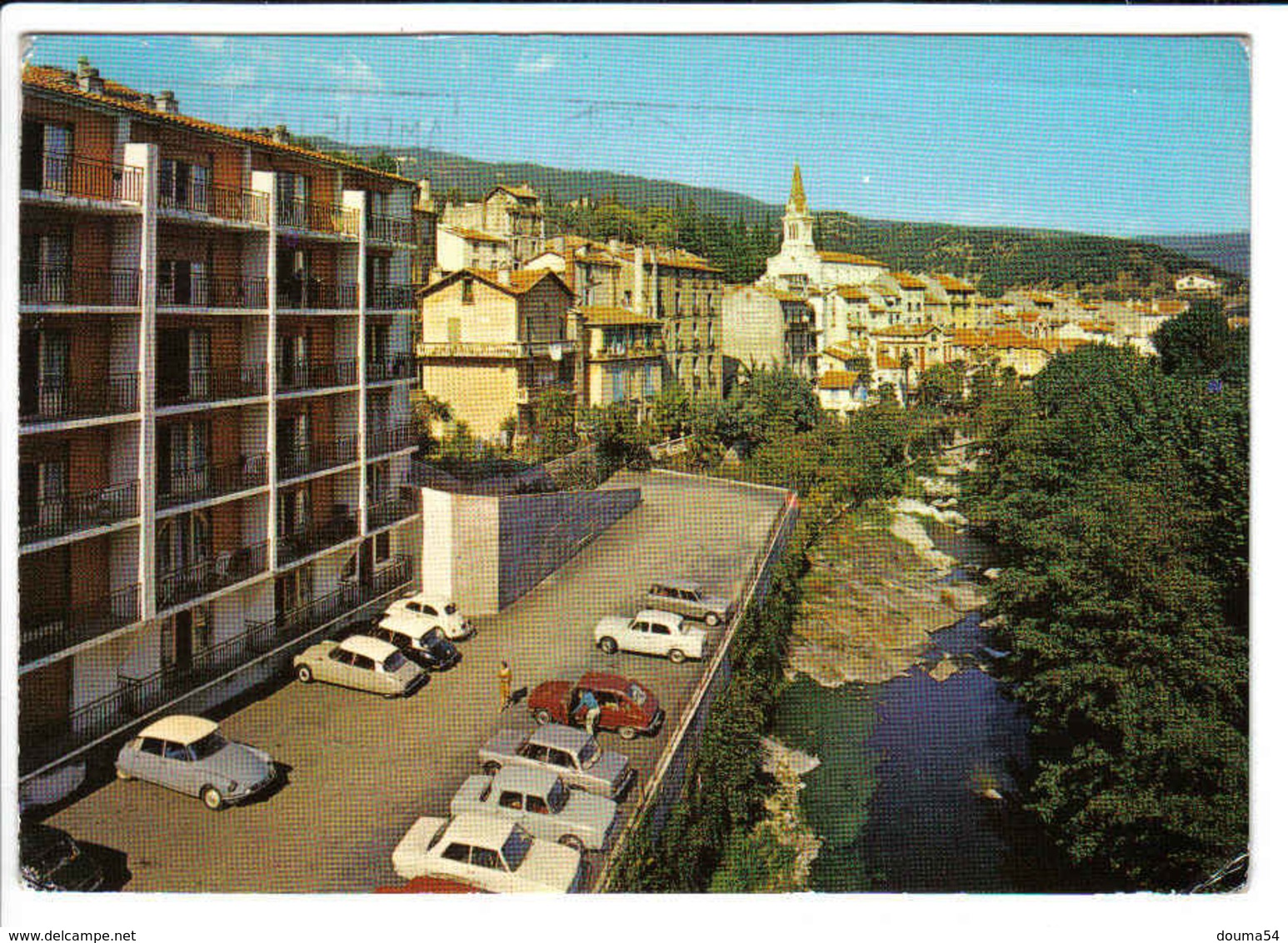 CITROEN DS (3), OPEL RENAULT 8, 16, à Amélie Les Bains (66) - PKW