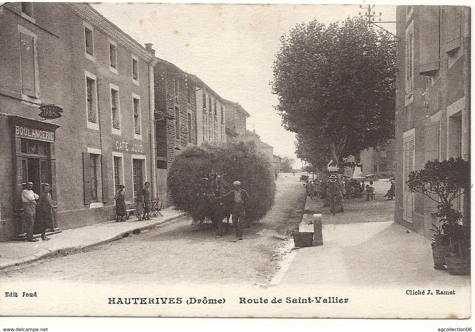 ROUTE DE SAINT VALLIER. ATTELAGE - Hauterives