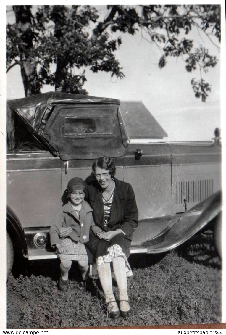 Photo Originale USA Voiture Américaine Ford Oldtimer à La Capote Particulière Vers 1930 FORD A ROADSTER - Automobiles