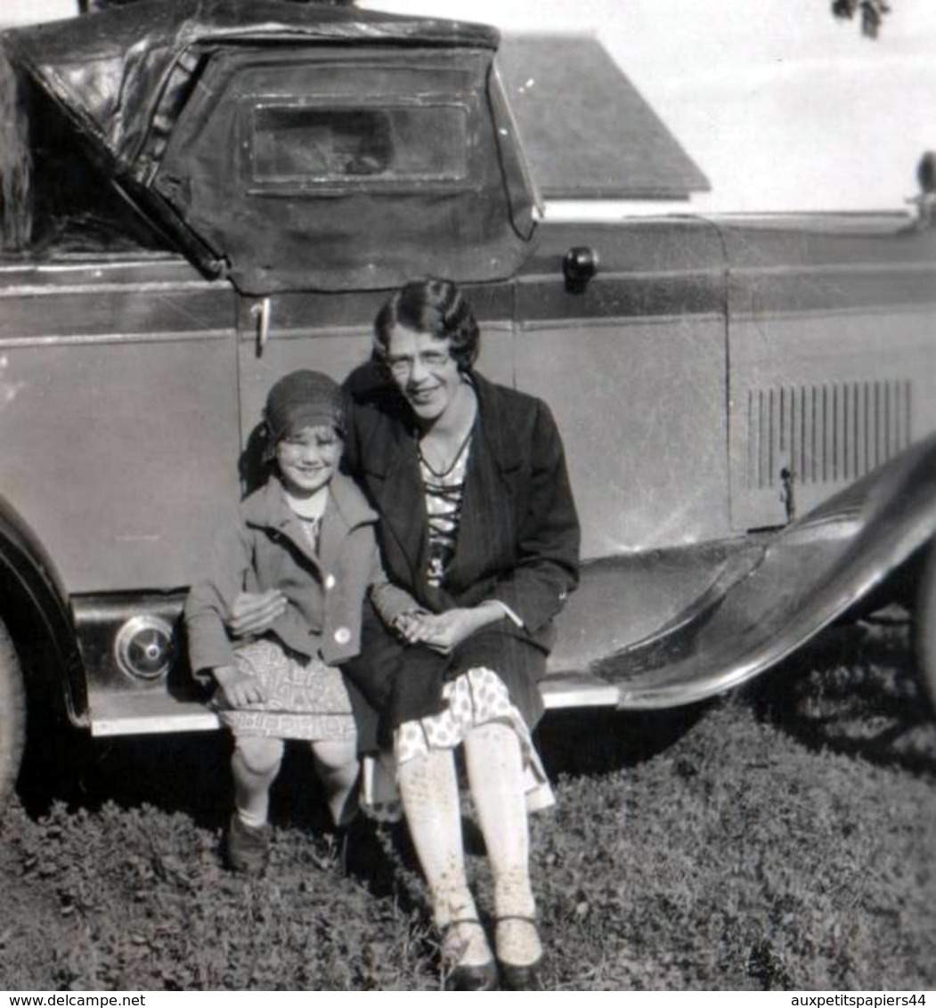 Photo Originale USA Voiture Américaine Ford Oldtimer à La Capote Particulière Vers 1930 FORD A ROADSTER - Automobiles