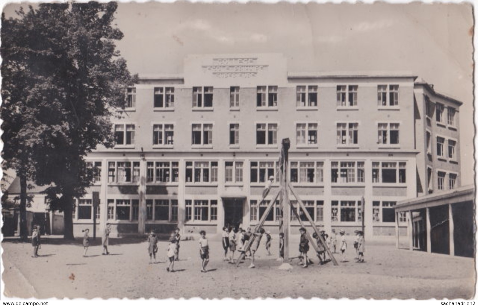 27. Pf. VERNEUIL-SUR-AVRE. Le Collège - Verneuil-sur-Avre