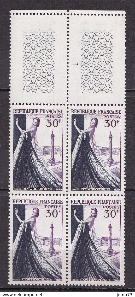 N° 941 Haute Couture Parisienne: Mannequin En Robe De Soirée: : Beau Bloc De 4 Timbres Neuf Sans Charnière - Ongebruikt