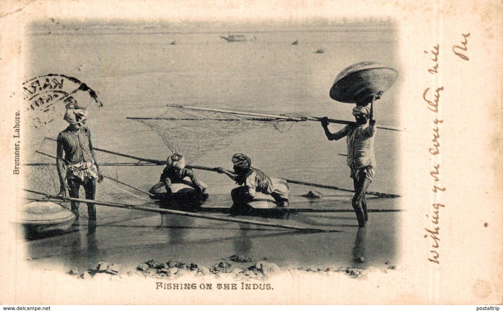 INDIA // INDE. FISHING IN THE INDUS - India