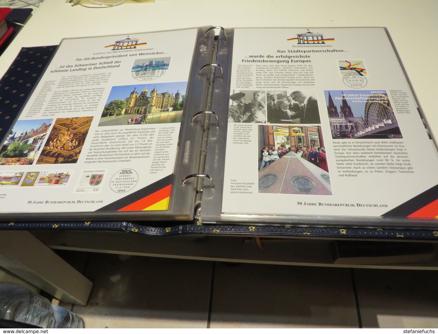 50 JAHRE BUNDERREPUBLIK DT. SONDEREDITION DER POST MIT MARKEN / BILD UND TEXR  im  RINGBINDER