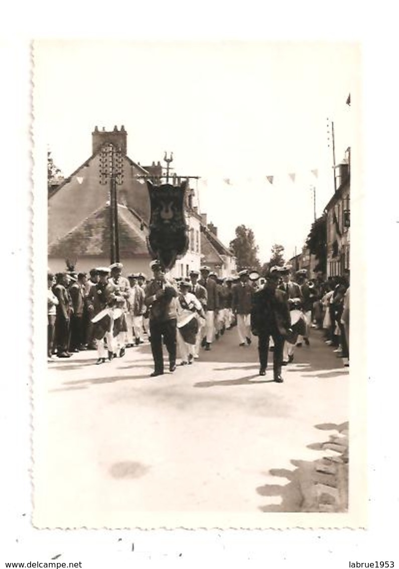 Gouson -Défilé ,Fanfare De Jarnages En 1965- Photos Format 12x8.5 (D.4046) - Luoghi