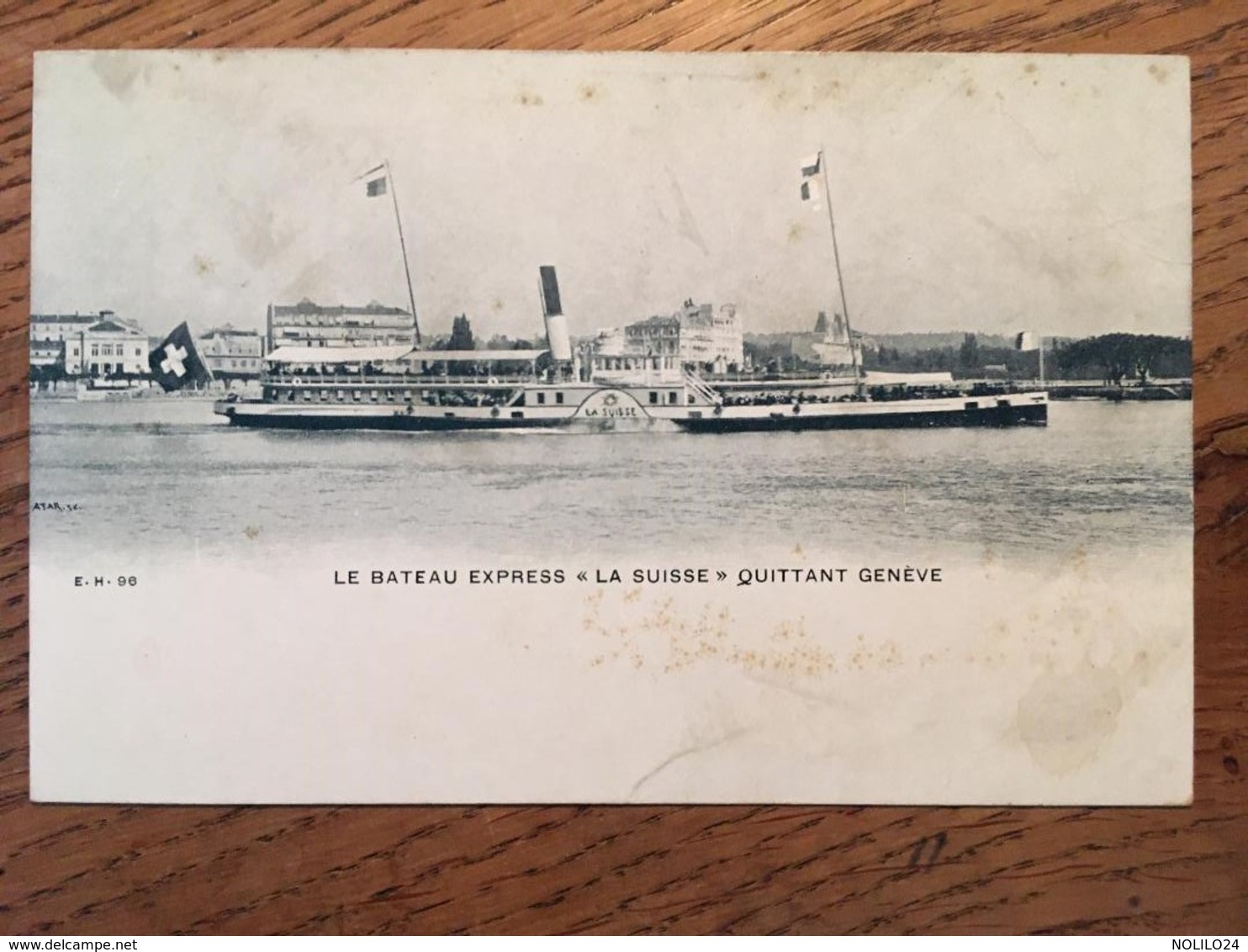 CPA, Suisse, Le Bateau Express "la Suisse" Quittant Genève, Non écrite - Genève