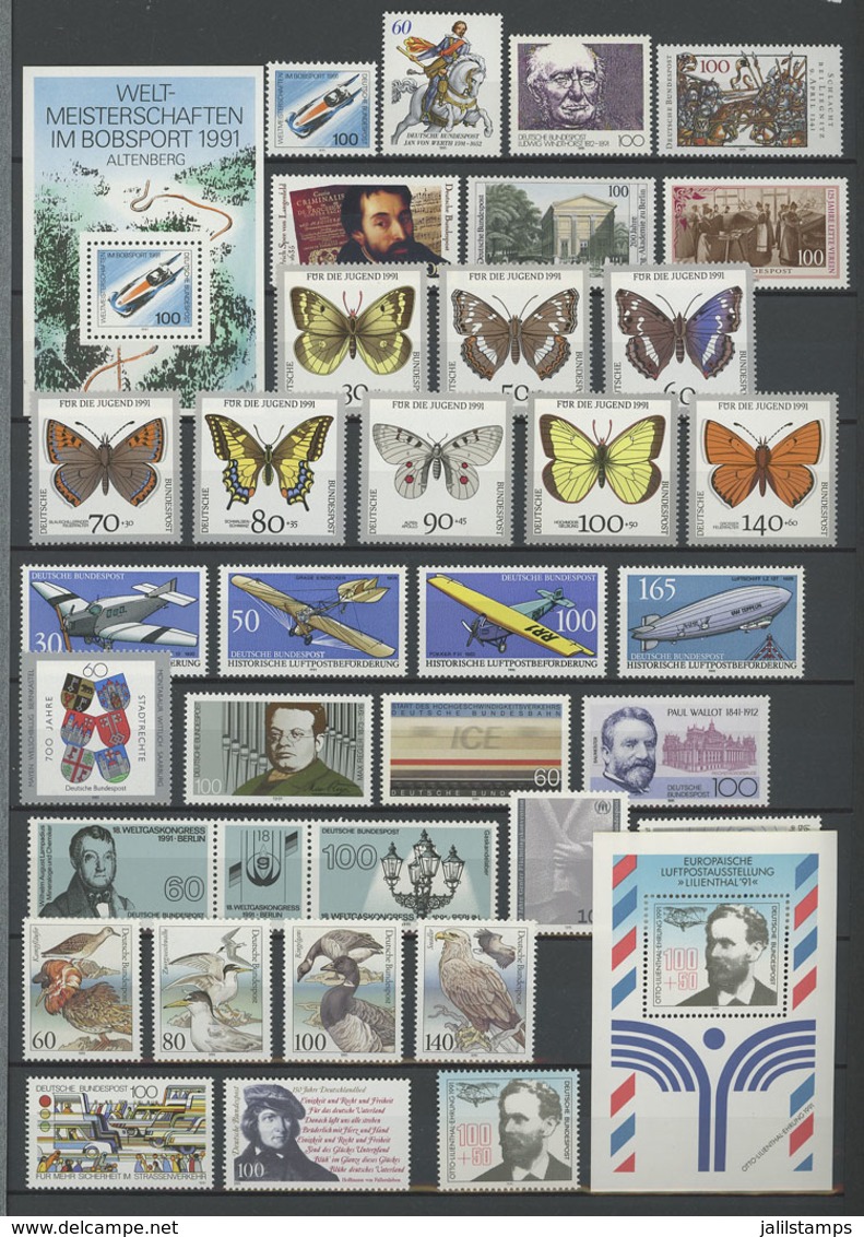 WEST GERMANY: Collection Of Stamps Issued Between 1951 And 2003 Mounted In Large Stockbook Of Black Pages, Very Advanced - Altri & Non Classificati