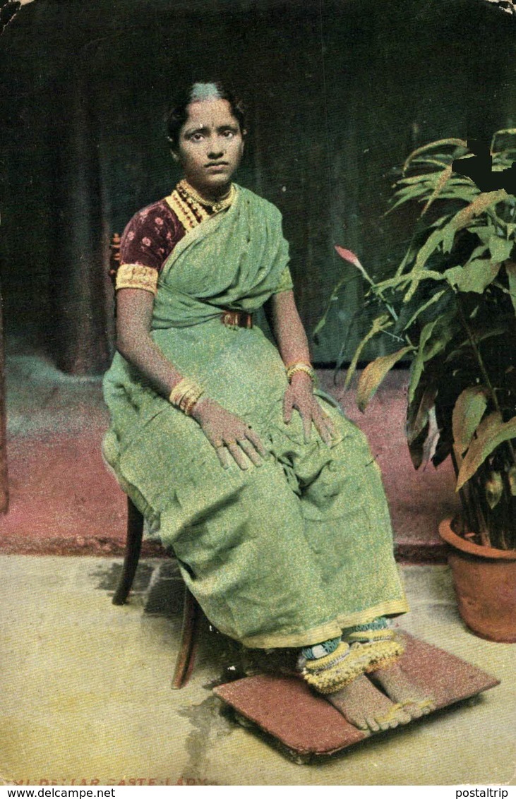 INDIA // INDE. MUDELLAR CASTE LADY - India