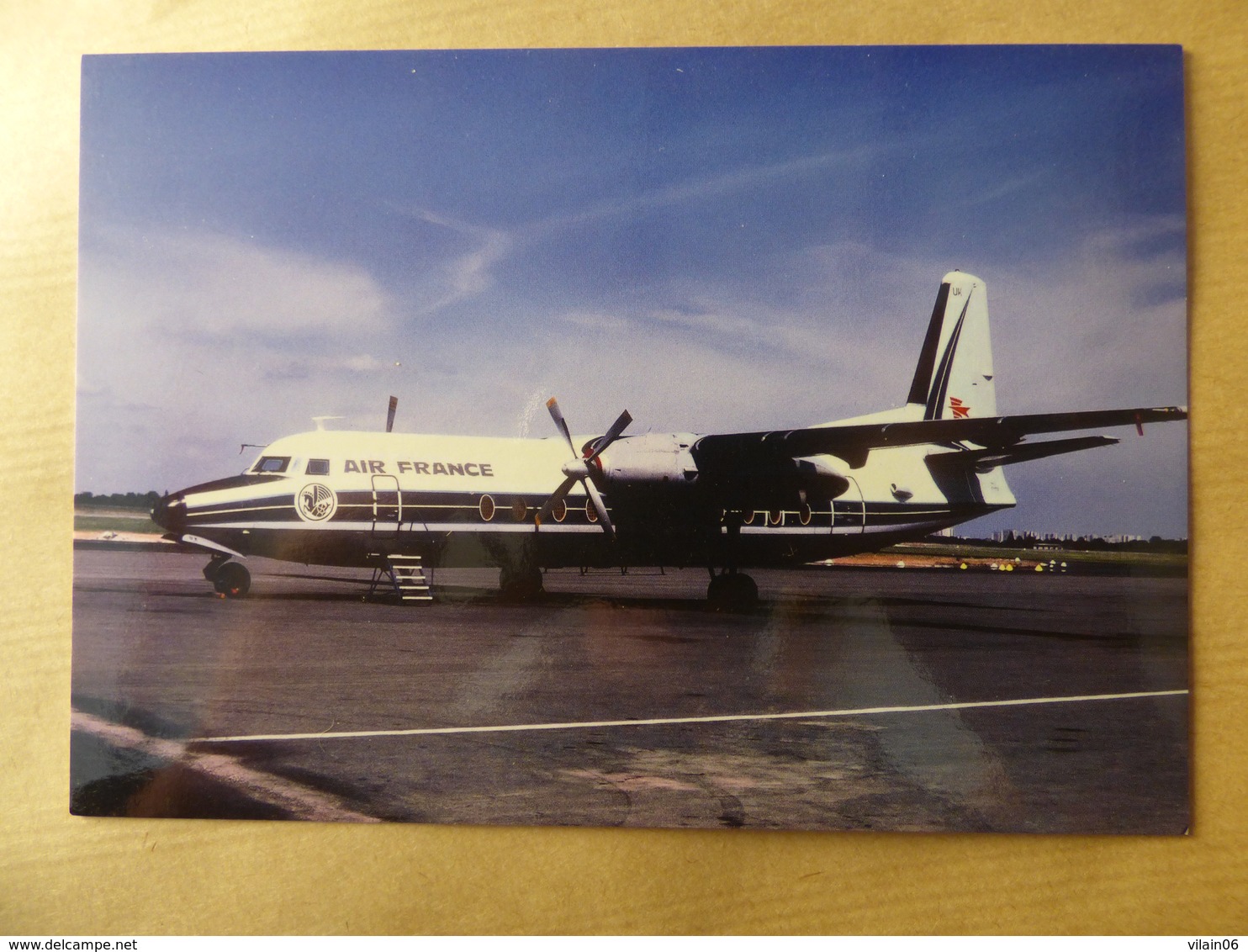 AIR FRANCE POSTALE  FOKKER 27  F-BPUK - 1946-....: Era Moderna