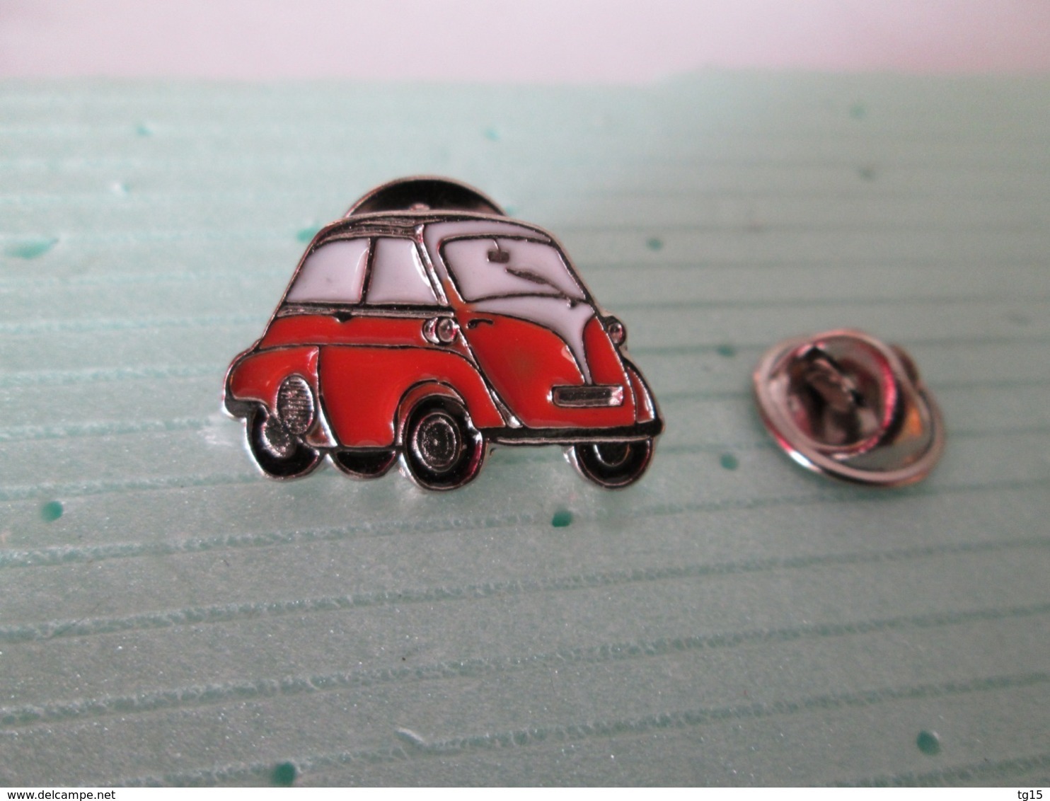 PIN'S    BMW  ISETTA  ORANGE    Email A Froid - BMW
