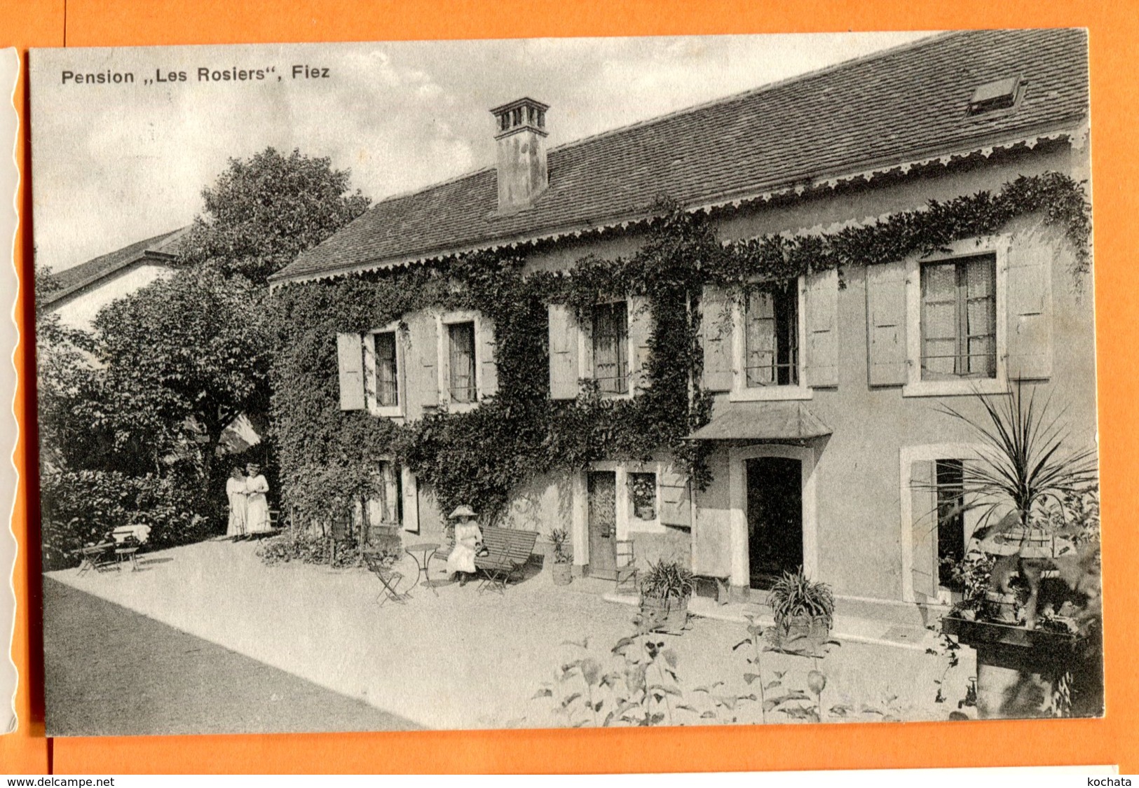 LAC156, Fiez Près Yverdon, Pension "Les Rosiers", Animée, édit. Th. Benner,  Circulée 1920 - Fiez