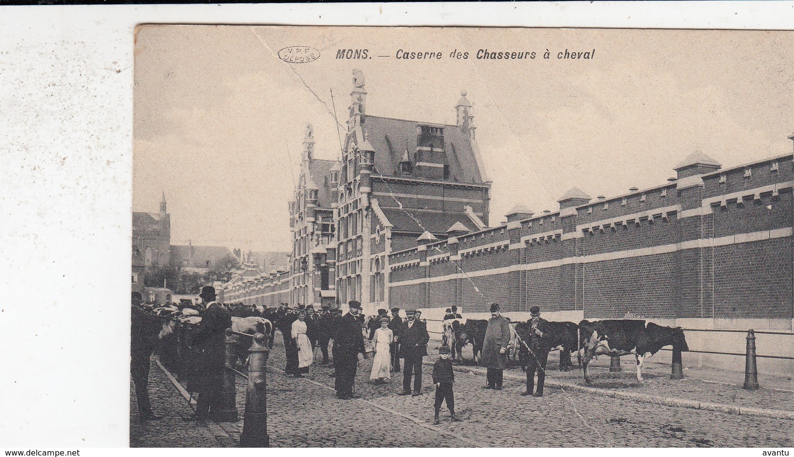 MONS / CASERNE DES CHASSEURS A CHEVAL / MARCHE DE BETAIL - Mons