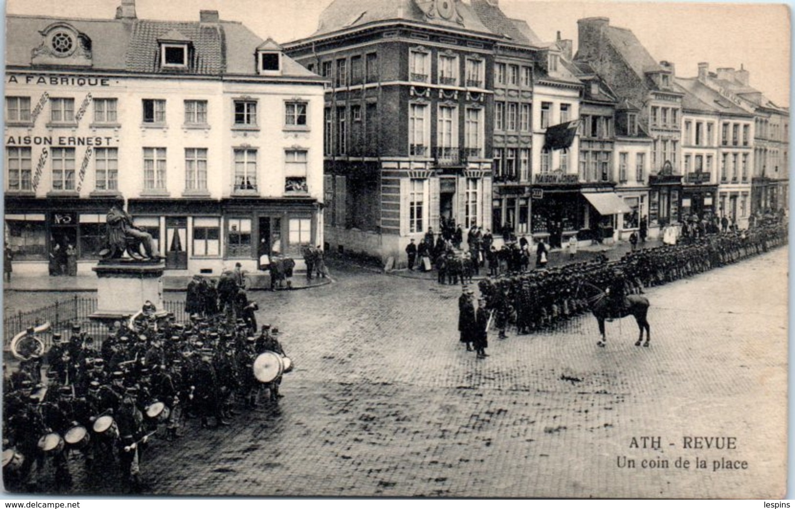 BELGIQUE - ATH --  Revue - Un Coin De La Place - Ath